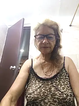 MaryLunne online show from March 20, 2026, 11:42 pm