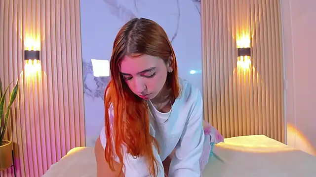 Alana 333 online show from November 17, 2025, 11:27 am