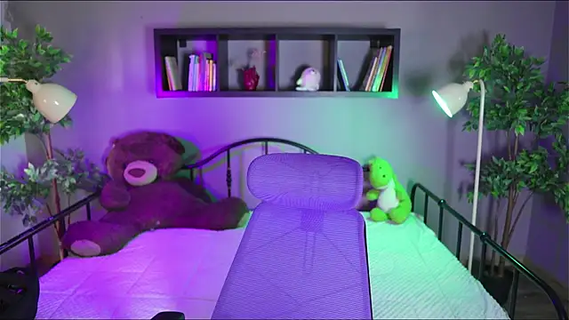 Mystic blue online show from April 28, 2026, 2:11 pm