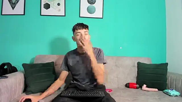 Maikol Ortiz online show from February 8, 2026, 2:31 pm