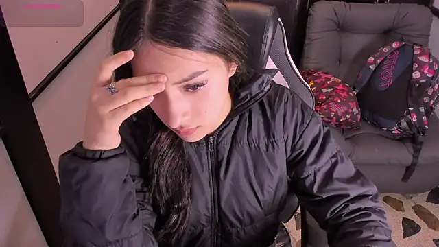 AlliceCopper online show from November 28, 2025, 1:47 pm