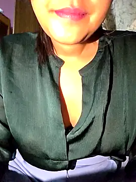 Tasty Crush online show from October 15, 2025, 7:36 pm