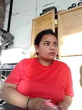 Zaphyra18 online show from October 19, 2025, 9:04 pm