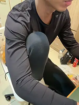 black xun online show from March 10, 2026, 6:35 pm