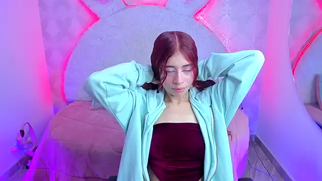 Snapshot of Gaby_louse chatting on November 24, 2025, 7:24 pm Gaby louse online show from November 24, 2025, 7:24 pm