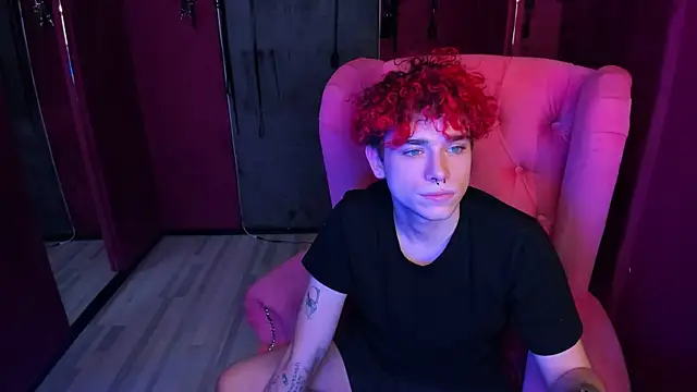 Blaiz Vok online show from November 18, 2025, 9:08 pm