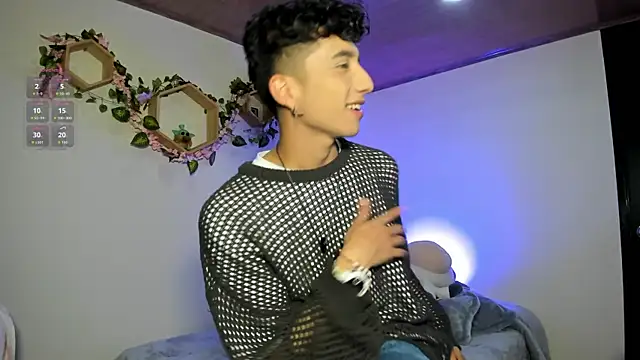 mhatias  online show from December 23, 2025, 3:48 am