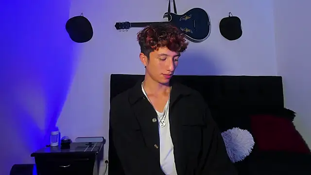 mhatias  online show from April 12, 2026, 5:01 am