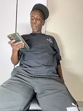 Snapshot of MeneerIan chatting on October 14, 2025, 5:36 pm MeneerIan online show from October 14, 2025, 5:36 pm