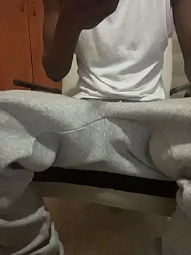 Snapshot of MeneerIan chatting on February 15, 2026, 6:04 pm MeneerIan online show from February 15, 2026, 6:04 pm