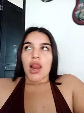 chloe 90 online show from September 8, 2025, 10:09 pm