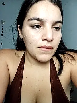 chloe 90 online show from September 18, 2025, 12:01 am