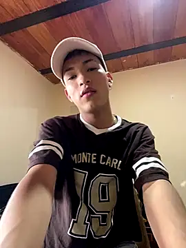 Thiago blsd online show from October 8, 2025, 8:06 pm