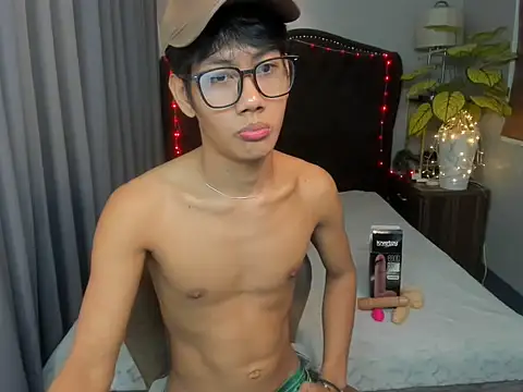fucking hot2 online show from June 10, 2026, 4:50 pm