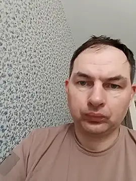 Snapshot of SummerArthur chatting on September 18, 2025, 12:29 pm SummerArthur online show from September 18, 2025, 12:29 pm