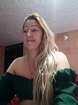 swetchrystal online show from September 20, 2025, 10:55 pm