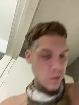 Duanennnn online show from November 5, 2025, 7:41 am