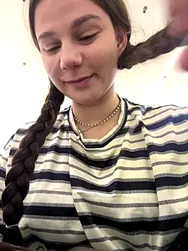 MiniVi online show from October 2, 2025, 6:31 am