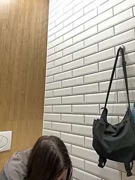 MiniVi online show from November 28, 2025, 3:31 am