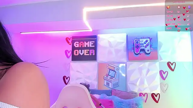 Snapshot of LindaWz_ chatting on February 7, 2026, 7:23 am LindaWz online show from February 7, 2026, 7:23 am