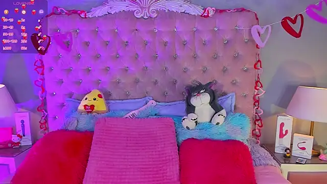 Snapshot of LindaWz_ chatting on February 19, 2026, 4:41 am LindaWz online show from February 19, 2026, 4:41 am