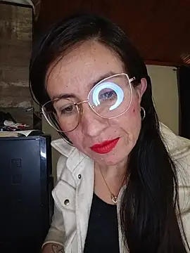 ERIKA  29 online show from October 3, 2025, 11:51 am