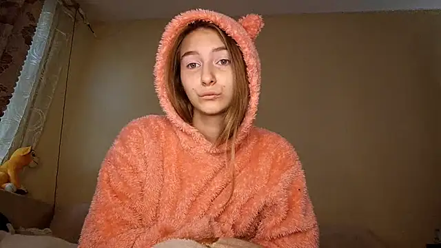 Nymera flare online show from September 12, 2025, 4:23 am