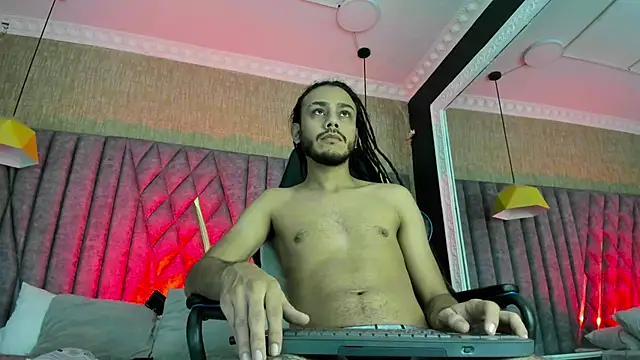 Boss Domiinator online show from November 25, 2025, 3:39 am