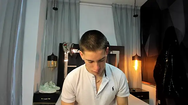 HunterHeat  online show from January 17, 2026, 11:26 am