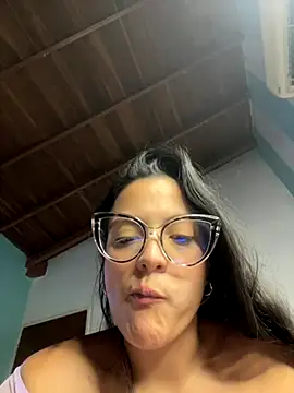 alilith online show from October 28, 2025, 8:11 pm