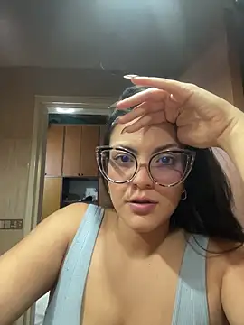 alilith online show from December 21, 2025, 8:38 pm