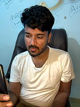 Snapshot of MeekBatgirl chatting on October 11, 2025, 4:16 pm MeekBatgirl online show from October 11, 2025, 4:16 pm