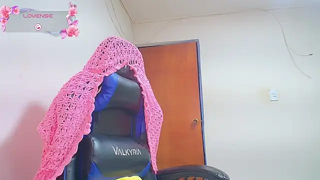 Miss Oriana online show from October 19, 2025, 2:40 pm