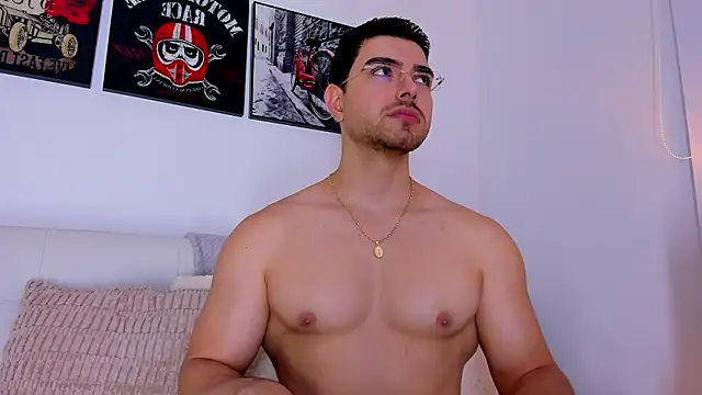 Snapshot of Ryan_cooper_1 chatting on February 1, 2026, 4:00 am Ryan cooper 1 online show from February 1, 2026, 4:00 am