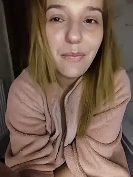 Sakura 2000 online show from February 6, 2026, 1:10 am