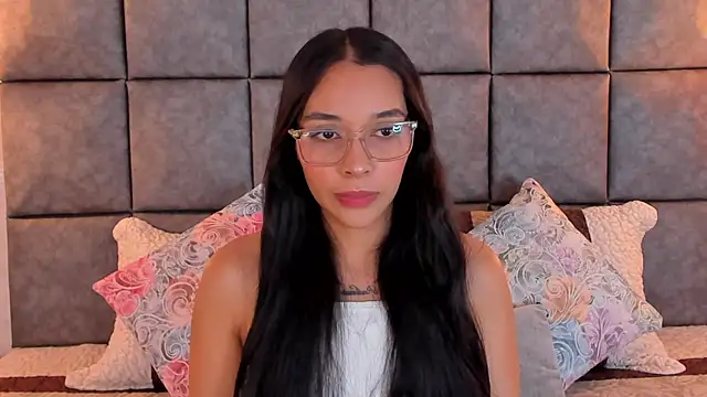 Snapshot of Roseaurora chatting on June 29, 2026, 11:10 am Roseaurora online show from June 29, 2026, 11:10 am