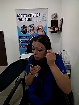 Madisson-04  online show from November 13, 2025, 6:29 pm