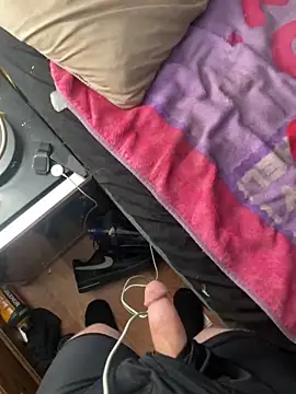 claytou 187 online show from March 25, 2026, 1:00 am