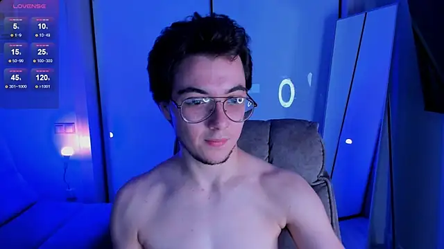 tyler bergg online show from September 14, 2025, 12:21 am