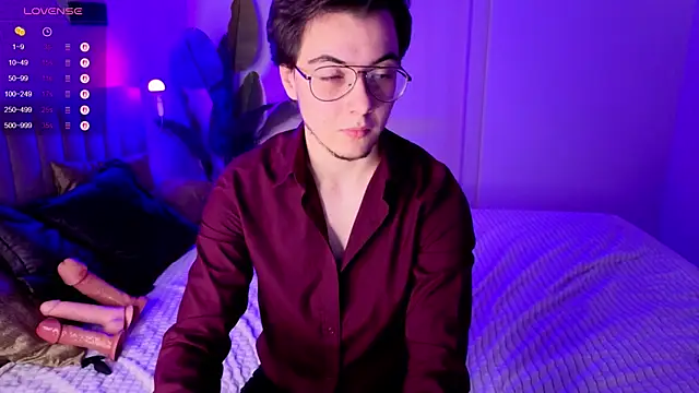 tyler bergg online show from September 19, 2025, 8:53 pm