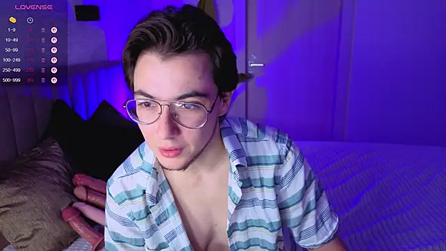 tyler bergg online show from September 24, 2025, 10:35 pm