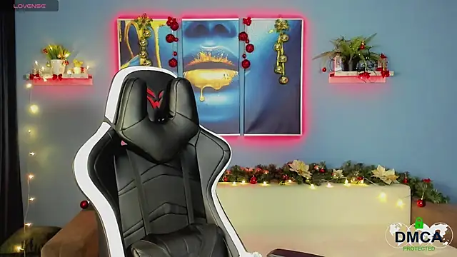 Roxy foxi online show from December 5, 2025, 1:03 am