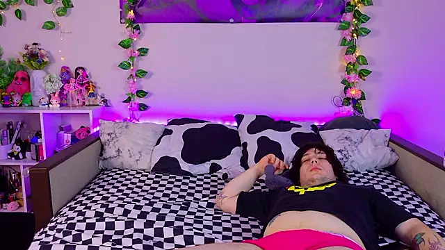 Night angell69 online show from March 4, 2026, 9:48 am