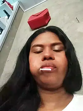 Snapshot of julietta1453 chatting on December 15, 2025, 2:21 pm julietta1453 online show from December 15, 2025, 2:21 pm