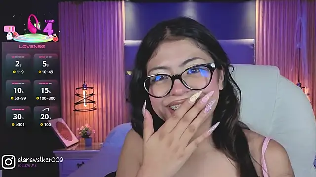 AlanaWalker9 online show from November 18, 2025, 3:45 am