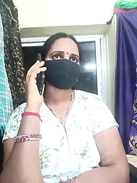 Snapshot of Mee_harini-telugupilla chatting on February 16, 2026, 4:58 pm Mee harini-telugupilla online show from February 16, 2026, 4:58 pm