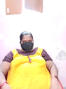 Snapshot of chubby_babitha-telugu chatting on October 3, 2025, 10:23 am chubby babitha-telugu online show from October 3, 2025, 10:23 am