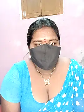 Snapshot of chubby_babitha-telugu chatting on October 13, 2025, 4:18 pm chubby babitha-telugu online show from October 13, 2025, 4:18 pm