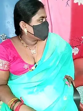 Snapshot of chubby_babitha-telugu chatting on November 2, 2025, 6:27 am chubby babitha-telugu online show from November 2, 2025, 6:27 am