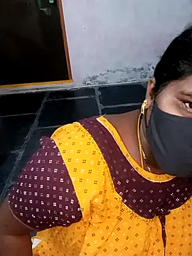 Snapshot of chubby_babitha-telugu chatting on November 13, 2025, 8:57 am chubby babitha-telugu online show from November 13, 2025, 8:57 am